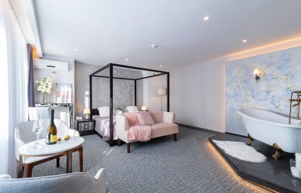 Гранд Делюкс